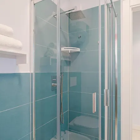 Guesthost - Holiday! Ambra Mini Flat Apartment *