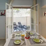Guesthost - Holiday! Ambra Mini Flat Apartamento *